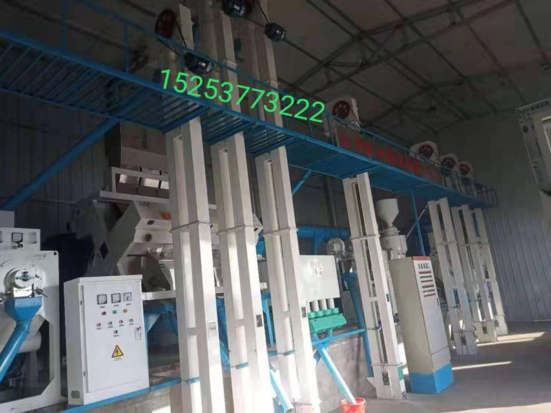 內(nèi)蒙鄂爾多斯達拉特旗恩格貝鎮(zhèn)40噸大米成套加工設備安裝調(diào)試完畢